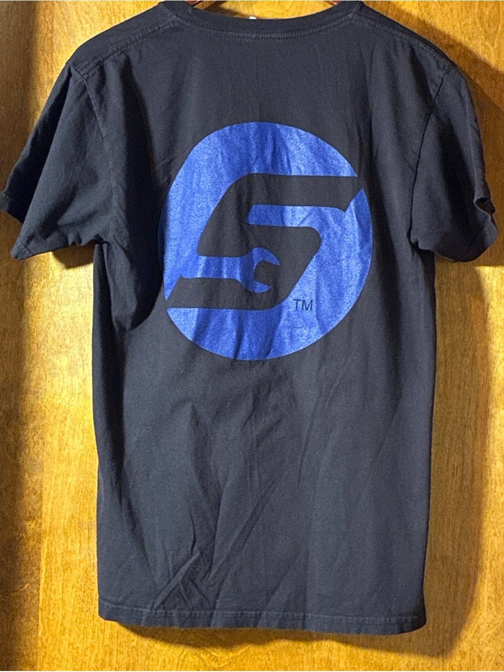 Snap On Tools Unisex Black Tee With Blue Logo W/ Wrench Workwear Mechanic